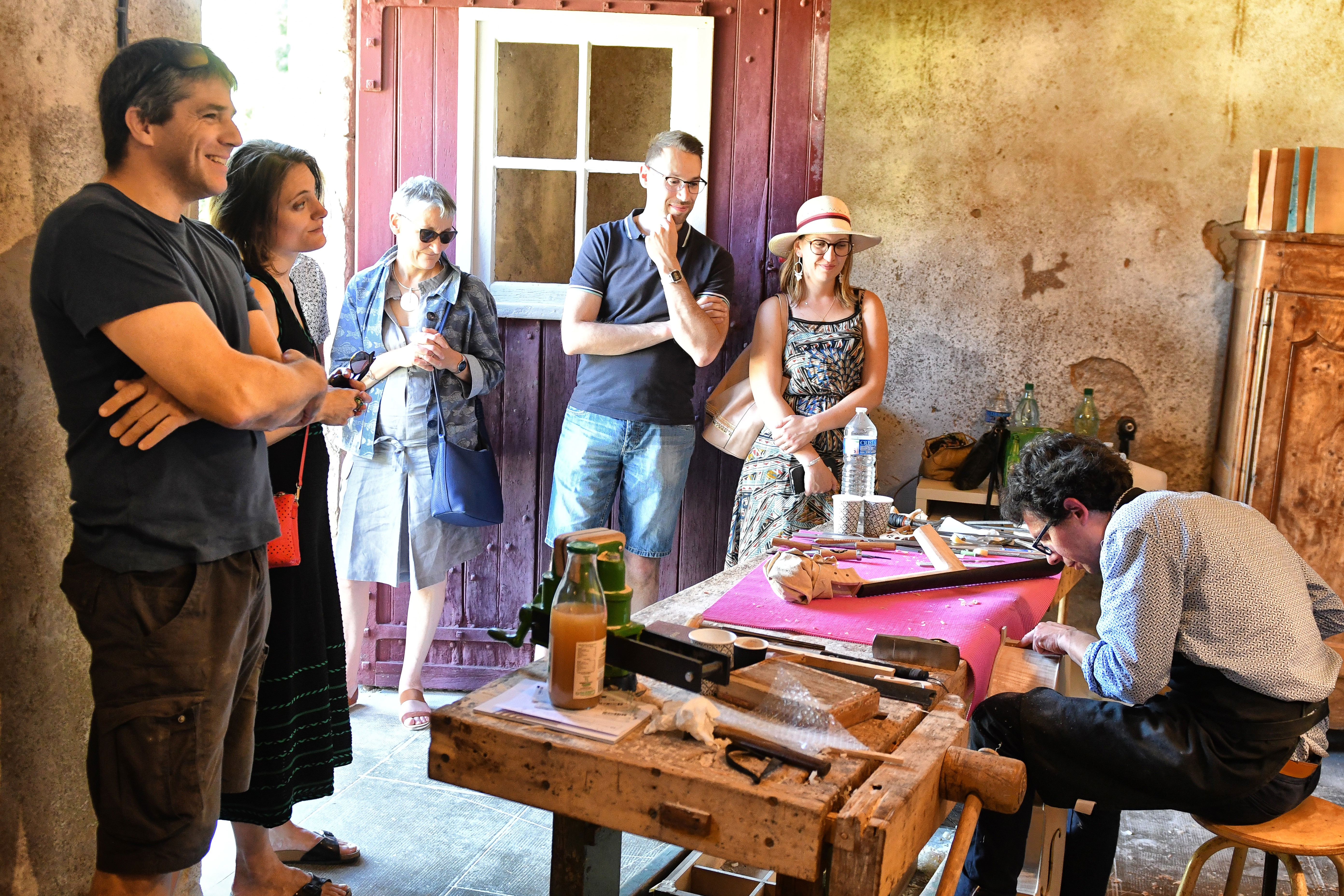 L'atelier de lutherie à la Grange de Meslay 
