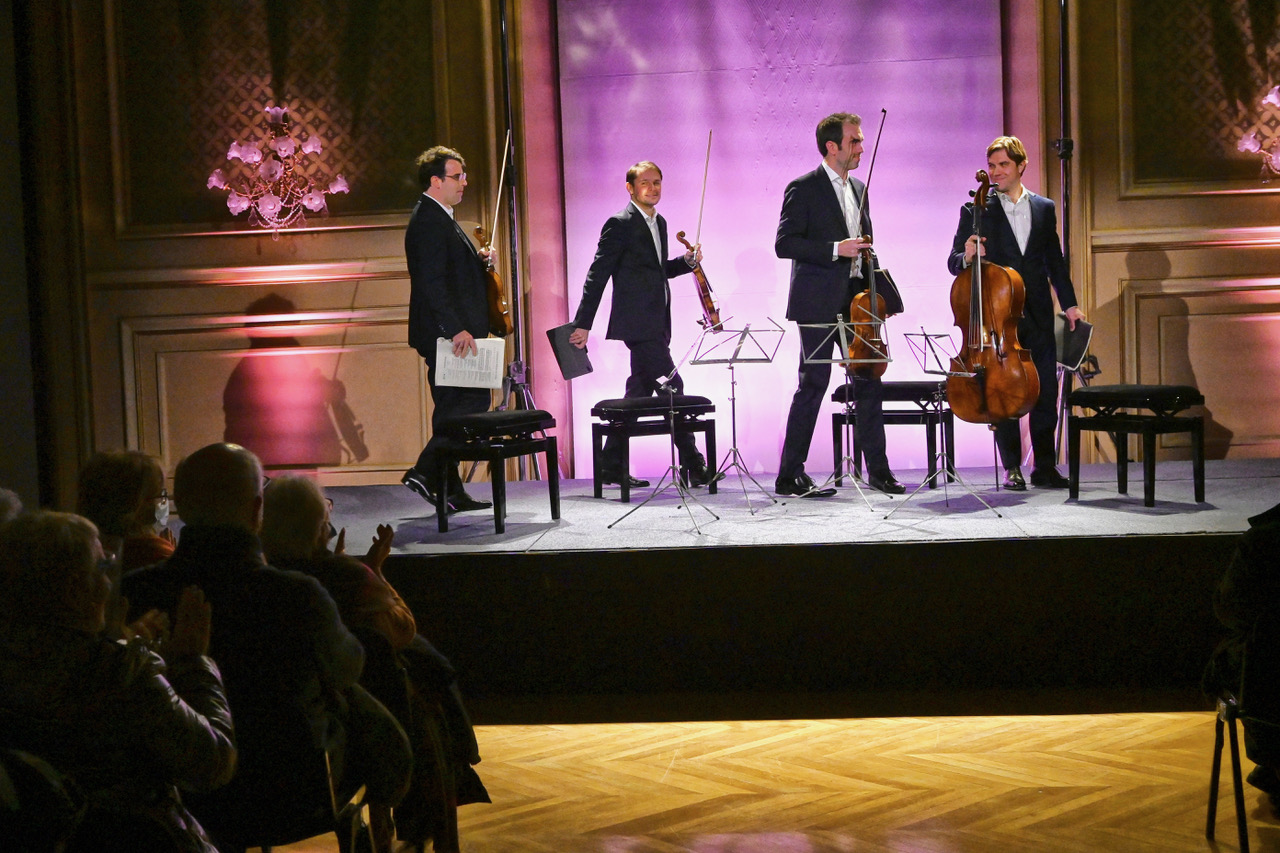 Intégrale des quatuors de Schubert _ Quatuor Modigliani Intégrale des quatuors de Schubert _ Quatuor Modigliani