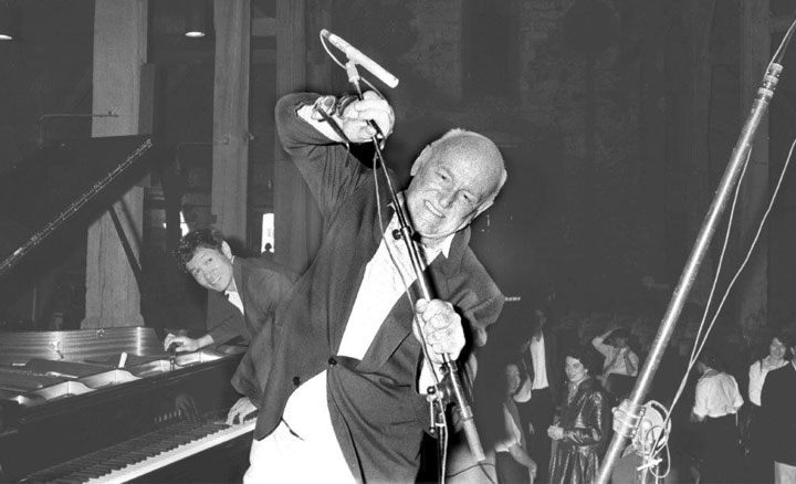 Sviatoslav Richter démonte les micros