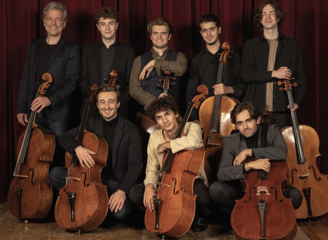  Cello8