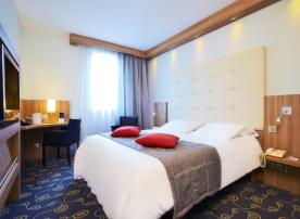 © Hotel Kyriad Tours Centre